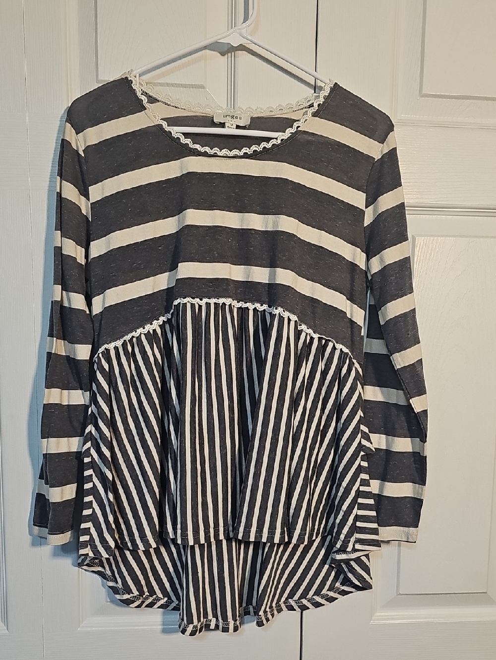 Umgee Gray and White Striped Peplum Tunic